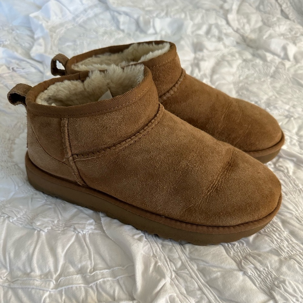 Chestnut UGG mini ultra booties